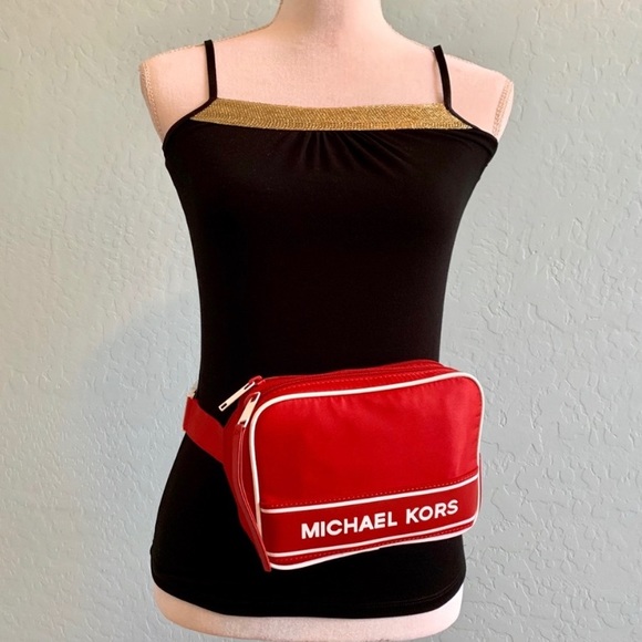 🎁MK🎁 NEW Michael Kors Fanny Pack Belt Bag - Picture 1 of 9